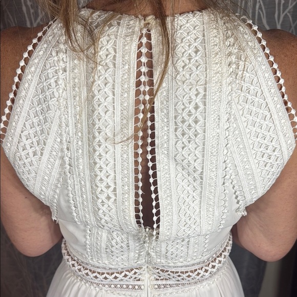 Belle Badgley Mischka White Lace Halter Maxi Dress Size 2 - Picture 9 of 11